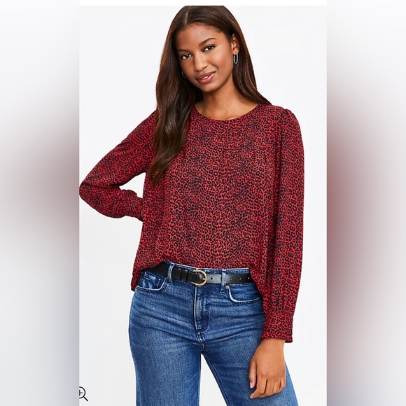 LOFT Tops - LOFT Animal Print Pleated Ruffle Cuff Blouse